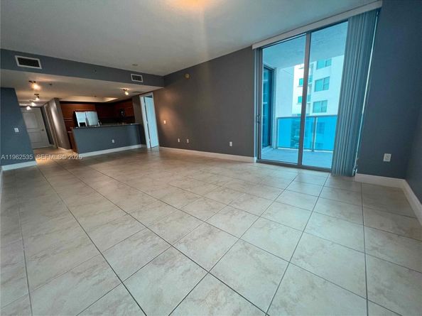 2641 N Flamingo Rd 1701N, Sunrise FL 33323