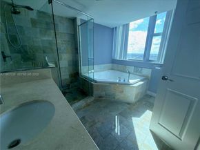 2641 N Flamingo Rd 1701N, Sunrise FL 33323