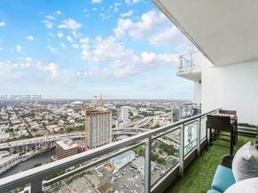 92 SW 3rd St 5108, Miami FL 33130