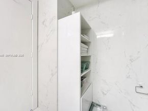 92 SW 3rd St 5108, Miami FL 33130