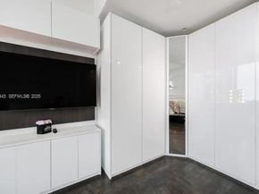 92 SW 3rd St 5108, Miami FL 33130