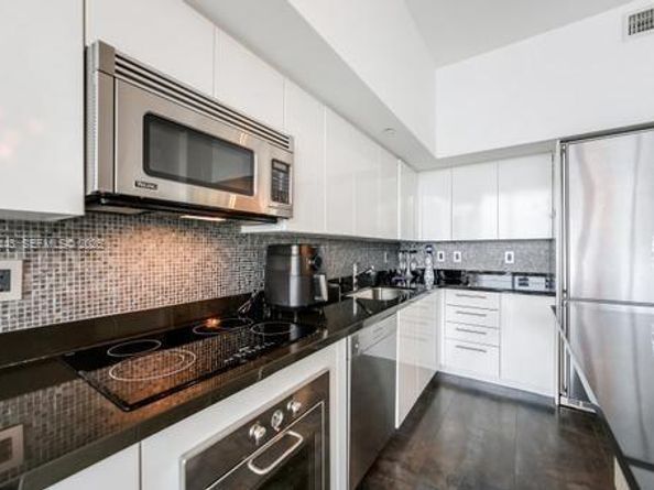 92 SW 3rd St 5108, Miami FL 33130