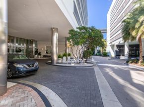 92 SW 3rd St 5108, Miami FL 33130