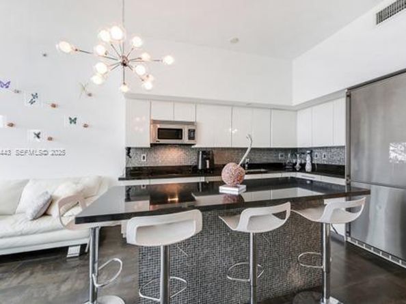 92 SW 3rd St 5108, Miami FL 33130