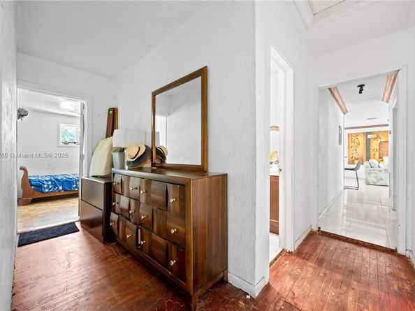 16050 NE 8th Ct, North Miami Beach FL 33162