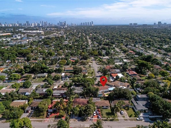 16050 NE 8th Ct, North Miami Beach FL 33162