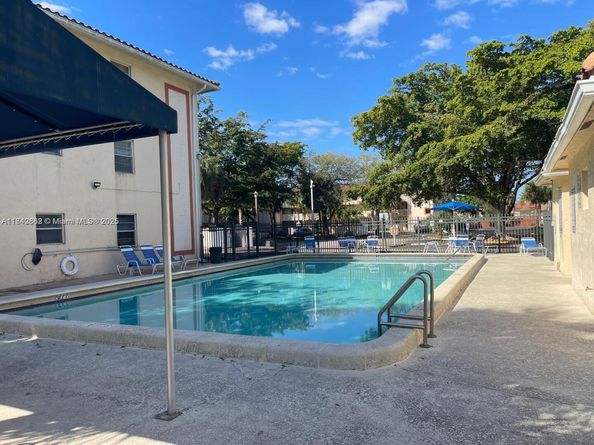 3276 NW 102nd Ter 201E, Coral Springs FL 33065