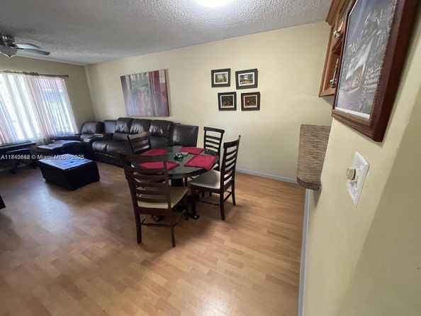 3276 NW 102nd Ter 201E, Coral Springs FL 33065