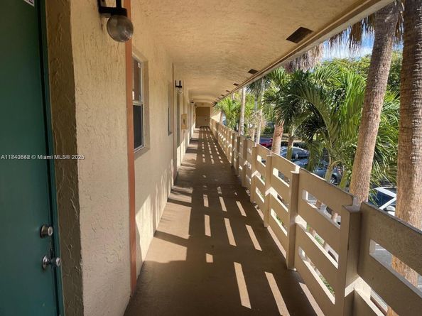 3276 NW 102nd Ter 201E, Coral Springs FL 33065
