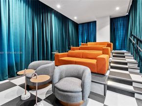 11 NE 6 St 910, Miami FL 33132