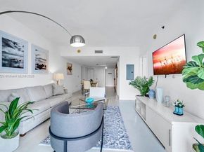 485 Brickell Ave 1711, Miami FL 33131