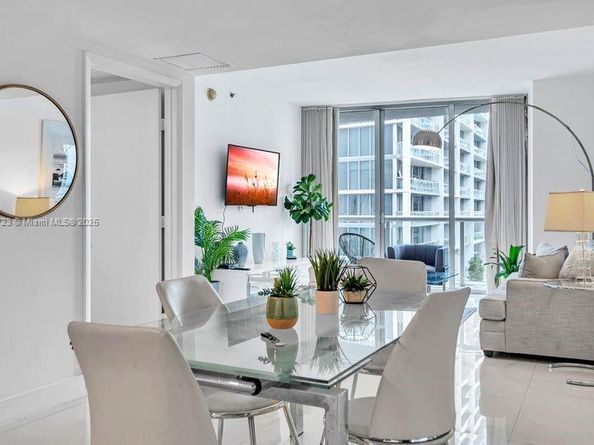 485 Brickell Ave 1711, Miami FL 33131