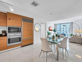 485 Brickell Ave 1711, Miami FL 33131