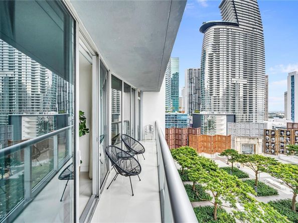 485 Brickell Ave 1711, Miami FL 33131