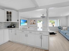 1123 N 18th Ave N, Lake Worth FL 33460