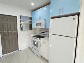 15741 NW 38th Pl, Miami Gardens FL 33054