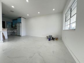 15741 NW 38th Pl, Miami Gardens FL 33054