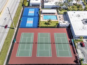 494 W Tilford  W 494, Deerfield Beach FL 33442