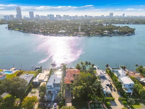 1398 Bay Dr, Miami Beach FL 33141