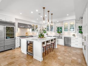 1398 Bay Dr, Miami Beach FL 33141