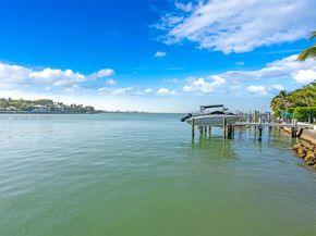 1398 Bay Dr, Miami Beach FL 33141