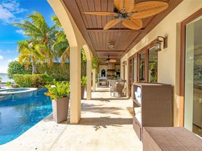 1398 Bay Dr, Miami Beach FL 33141