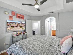 21427 NW 13th Ct 314, Miami Gardens FL 33169