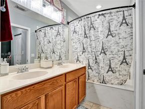 21427 NW 13th Ct 314, Miami Gardens FL 33169