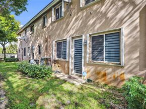 21427 NW 13th Ct 314, Miami Gardens FL 33169