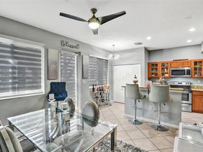 21427 NW 13th Ct 314, Miami Gardens FL 33169