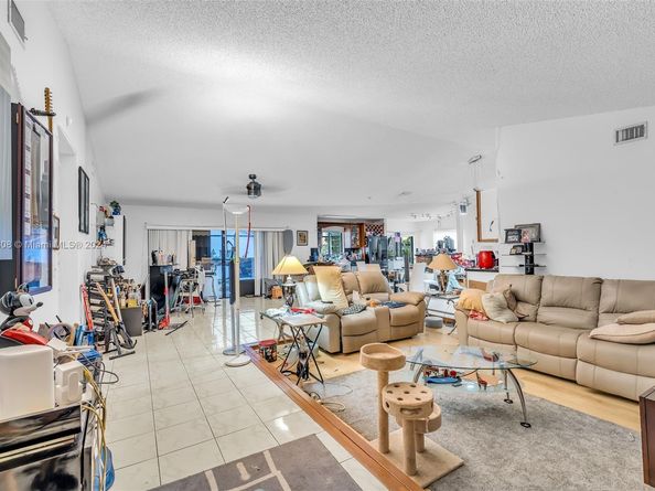 5141 NW 47th Ave, Coconut Creek FL 33073