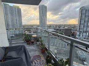 90 SW 3rd Street 2112, Miami FL 33130