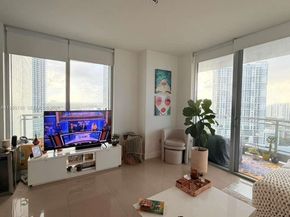 90 SW 3rd Street 2112, Miami FL 33130