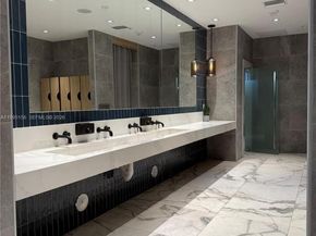 90 SW 3rd Street 2112, Miami FL 33130