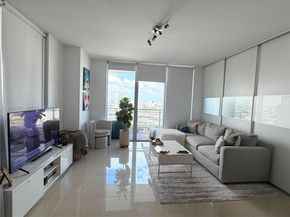 90 SW 3rd Street 2112, Miami FL 33130