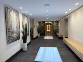 90 SW 3rd Street 2112, Miami FL 33130