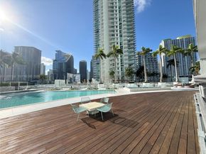 90 SW 3rd Street 2112, Miami FL 33130