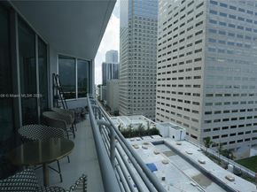 325 S Biscayne Blvd 1822, Miami FL 33131