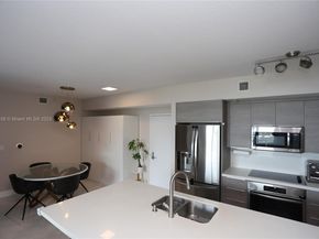 325 S Biscayne Blvd 1822, Miami FL 33131
