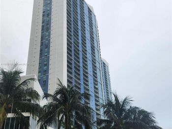 325 S Biscayne Blvd