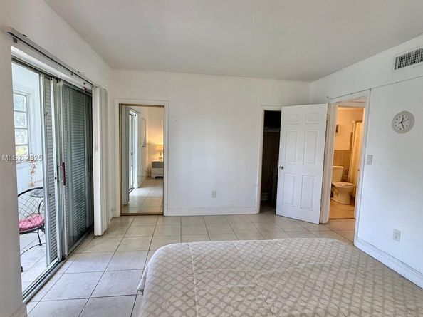 11 NE 204th St 6D, Miami Gardens FL 33179