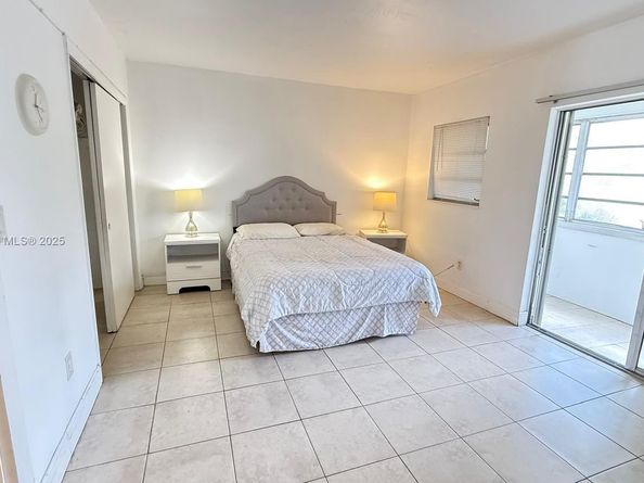 11 NE 204th St 6D, Miami Gardens FL 33179