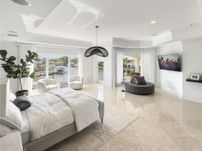 2320 NE 34th Ct, Lighthouse Point FL 33064