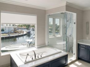 2320 NE 34th Ct, Lighthouse Point FL 33064