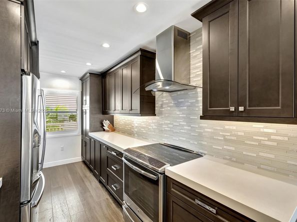 3100 NE 48th St 309, Fort Lauderdale FL 33308