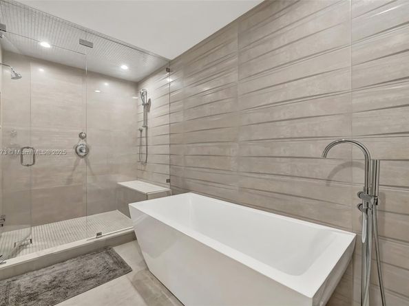 3100 NE 48th St 309, Fort Lauderdale FL 33308