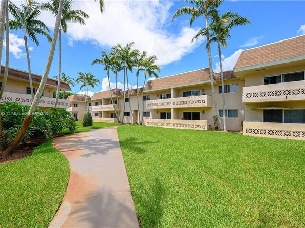 14500 SW 88th Ave 213, Palmetto Bay FL 33176