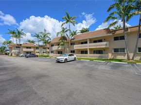 14500 SW 88th Ave 213, Palmetto Bay FL 33176
