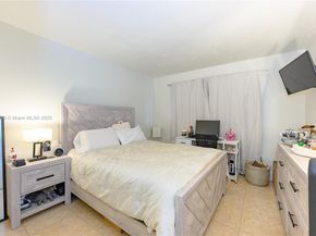 14500 SW 88th Ave 213, Palmetto Bay FL 33176