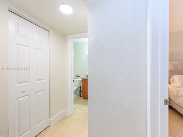 14500 SW 88th Ave 213, Palmetto Bay FL 33176
